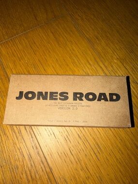 Jones Road Eyeshadow Palette - THE EYESHADOW PALETTE 2.0